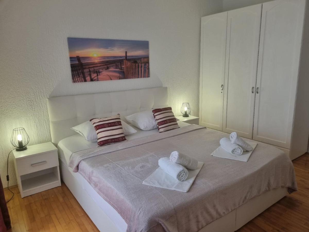 Apartment Rita Senj  Esterno foto