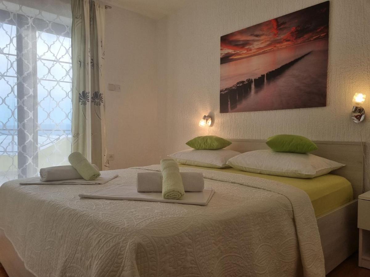 Apartment Rita Senj  Esterno foto